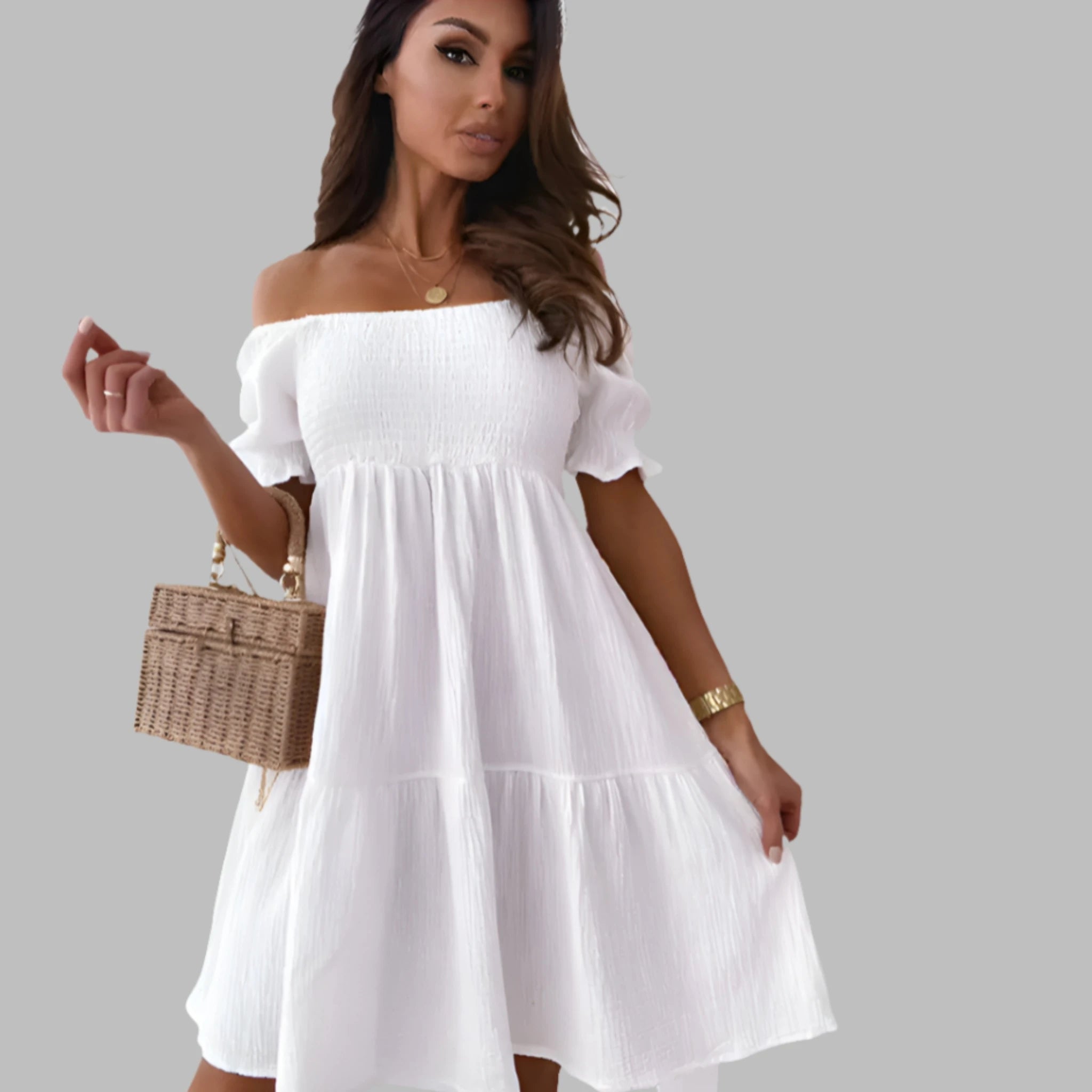 Queen Plain Short Dress in White