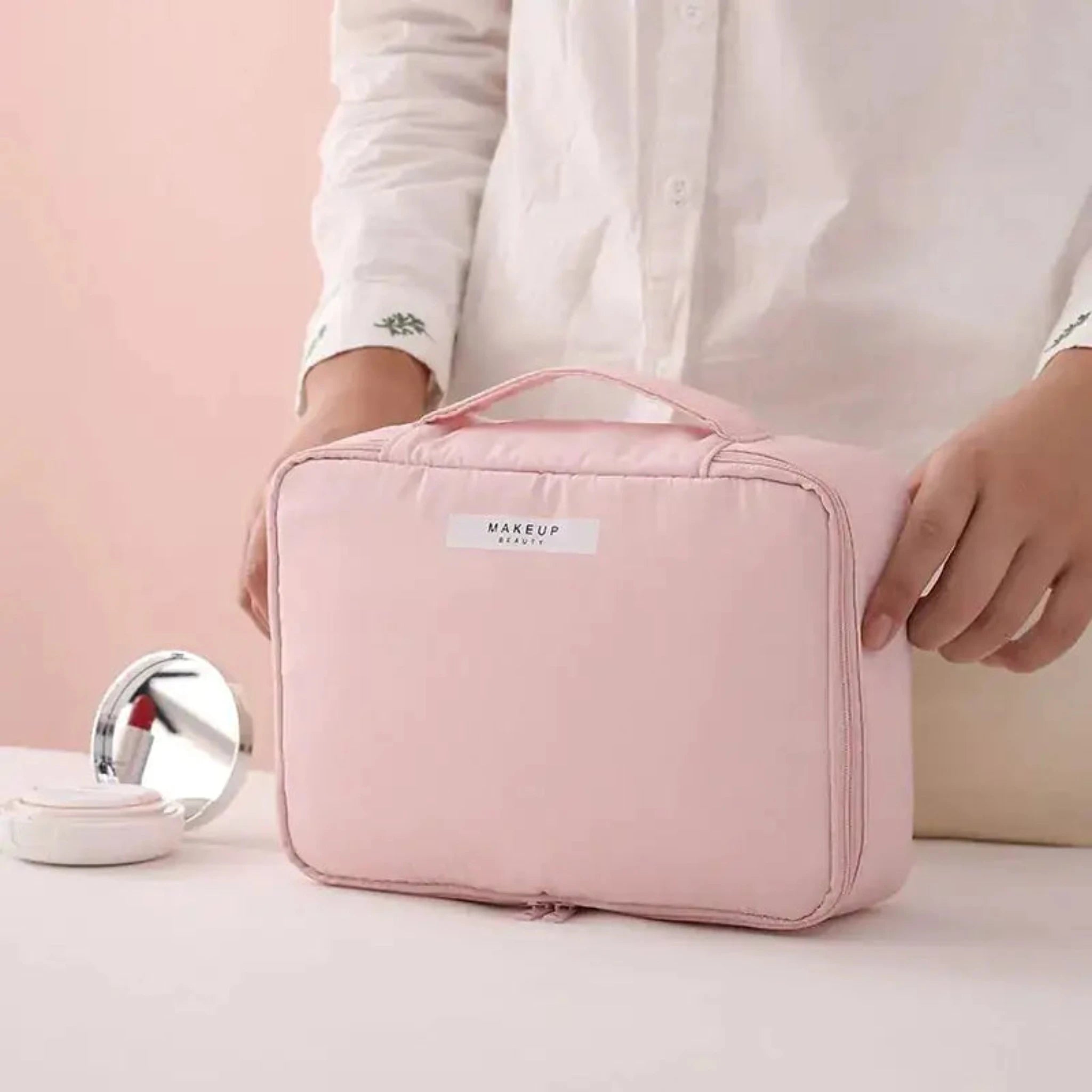 Makeup Bag in Pink